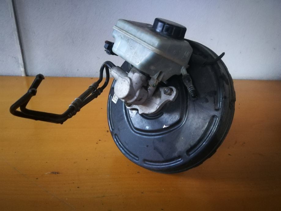 Opel Astra H zavorni cilinder servo ojačevalnik servo boben