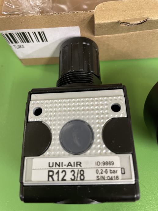 regulator za zrak + manometer FESTO