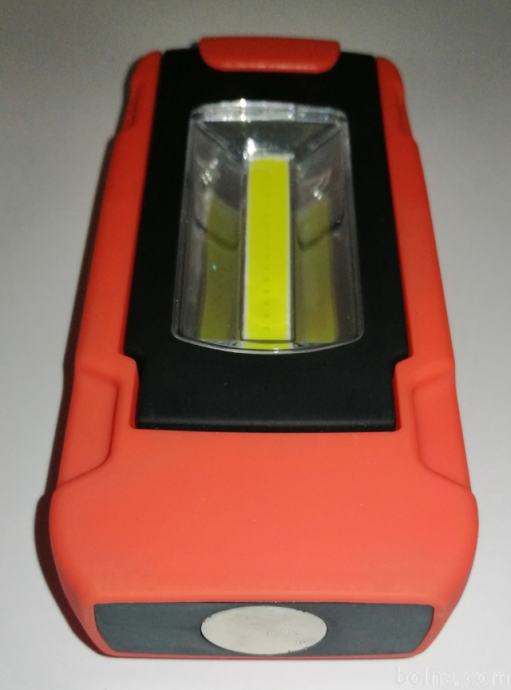 Magnetna LED svetilka