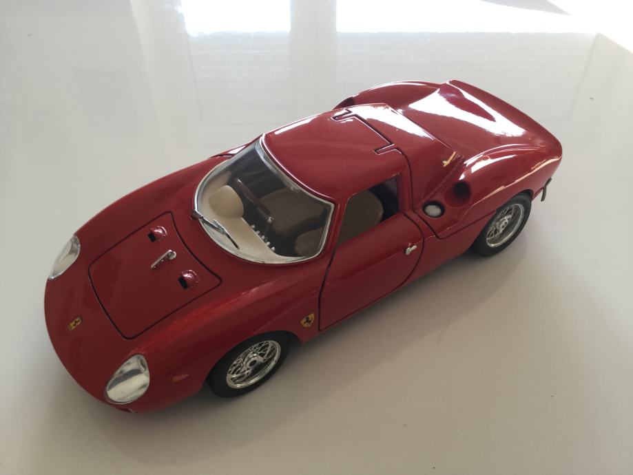1:18 Ferrari 250LM - Bburago