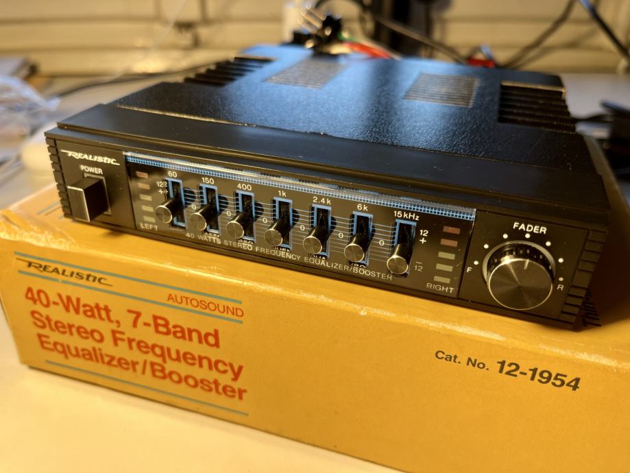 40Watt, 7Band Stereo Frequency Equalizer/Booster (izenačevalnik)