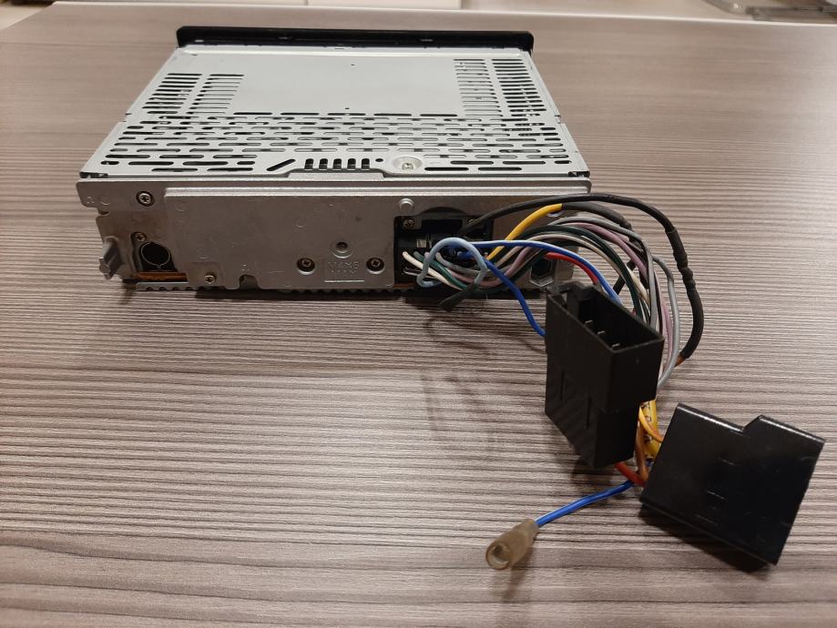SONY CDX-L410 4X45W