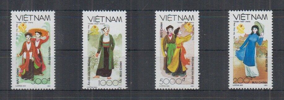 Vietnam 1977/81/81 narodne noše divje govedo antilope MNH**