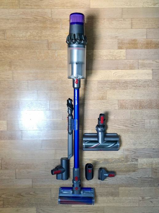 Dyson v11 absolute