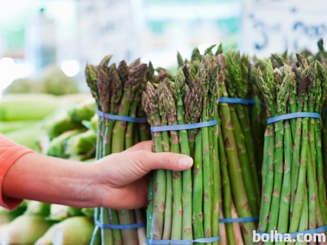 Domači šparglji asparagus