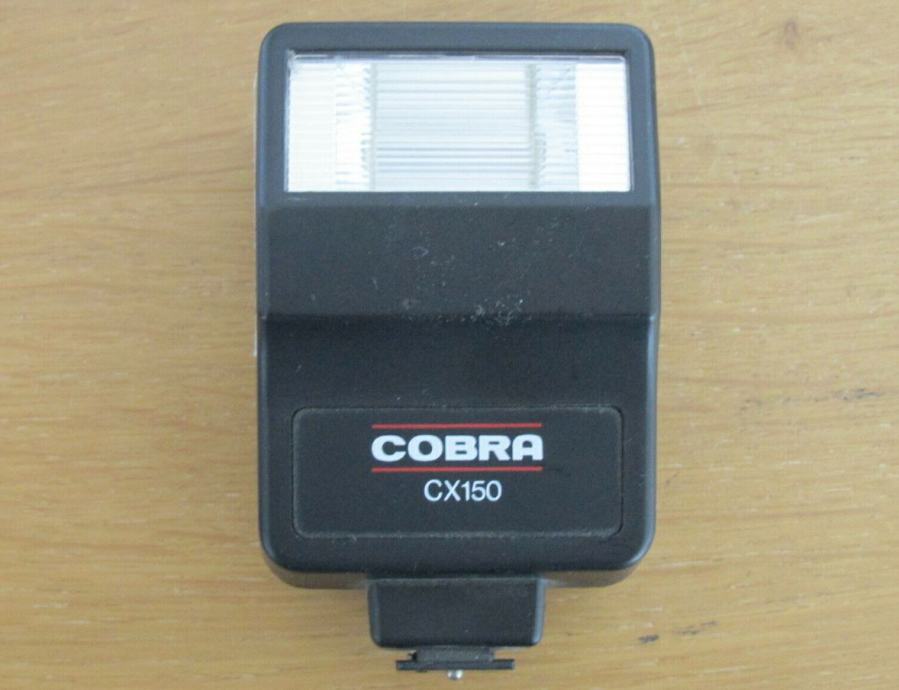 Nerabljena bliskavica Cobra CX150 Electronic Shoe Mount Flash