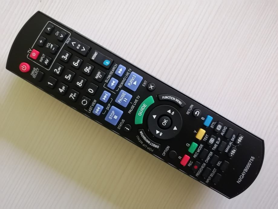 Bluray/DVD/HDD snemalnik Panasonic DMRBCT740, HDMI izhod!