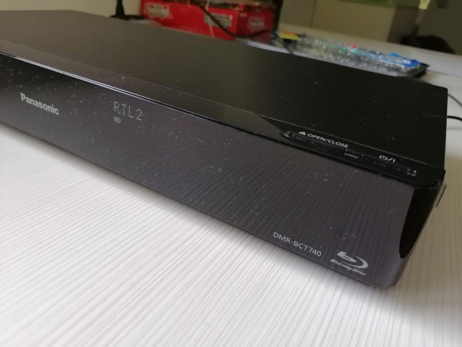 Bluray/DVD/HDD snemalnik Panasonic DMRBCT740, HDMI izhod!