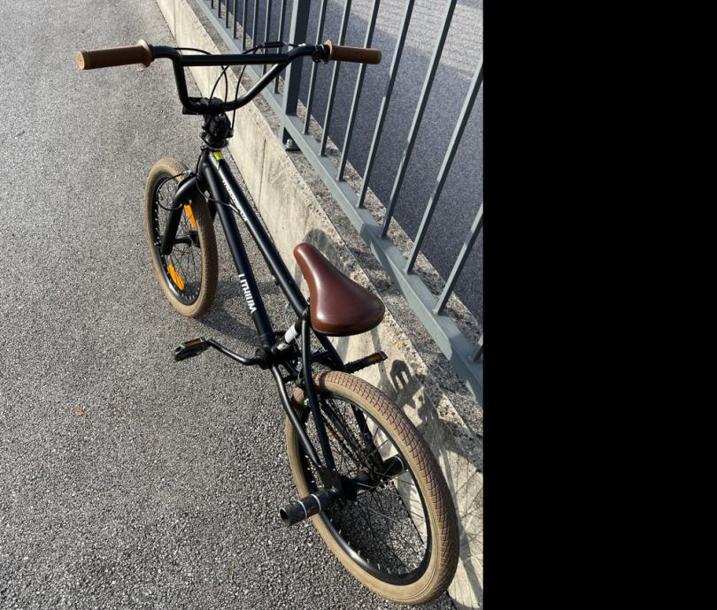 BMX kolo Muddyfox Lithium black/brown