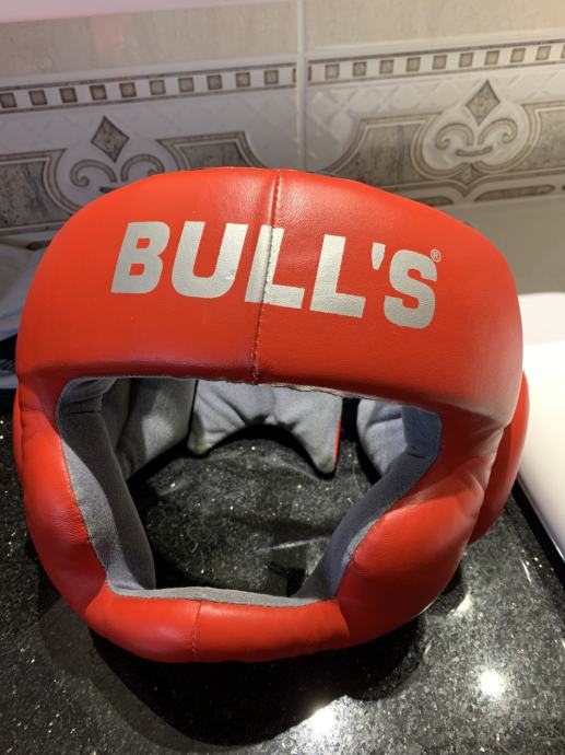Čelada Bulls MMA Boks pravo usnje