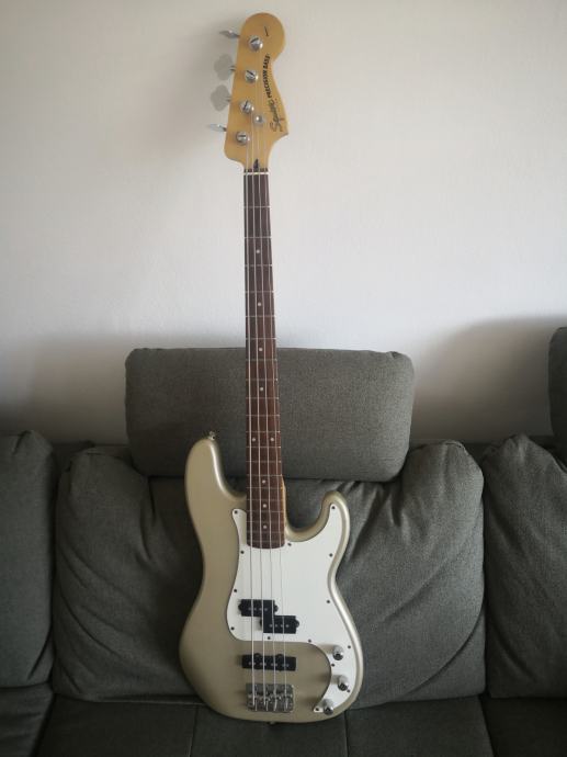 Squier (Fender) Precision standard bas kitara (Kot nova)