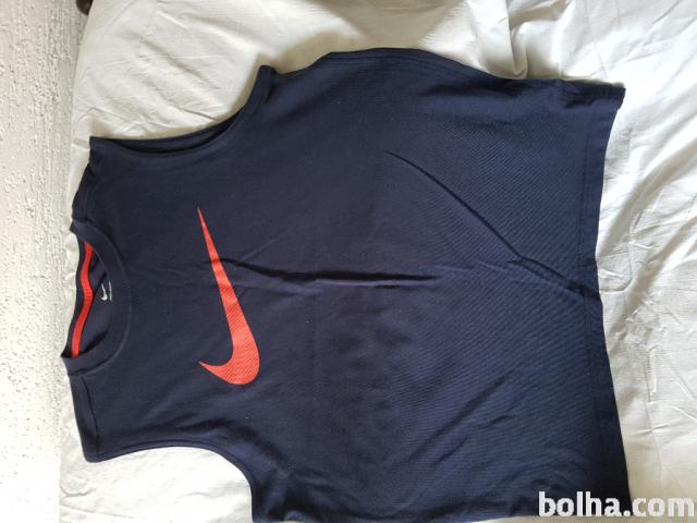 Lepa športna majica Nike UGODNO naprodaj