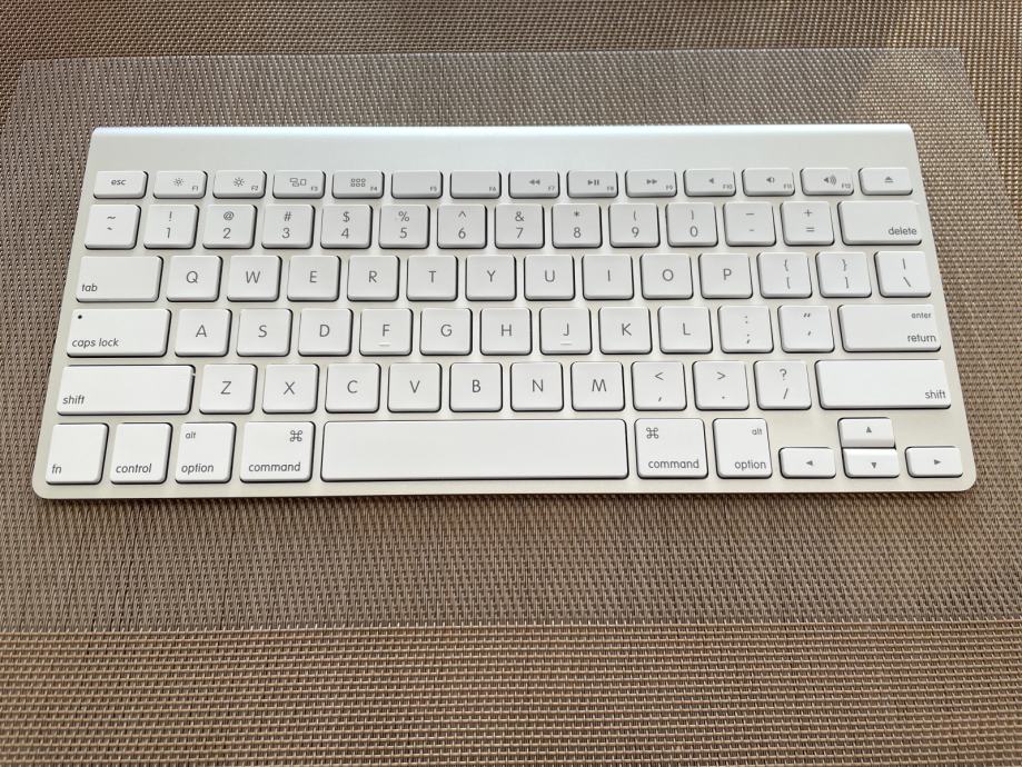 Apple Wireless Keyboard US layout