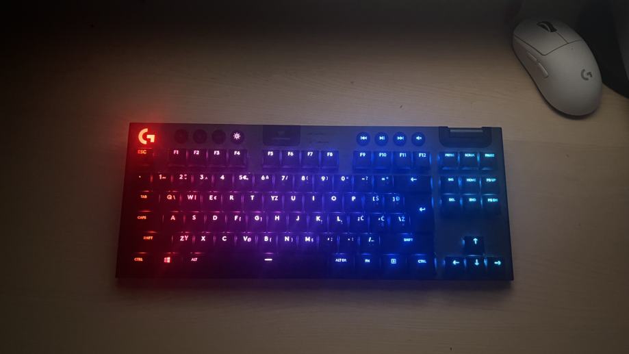 Logitech G915 tkl wireless