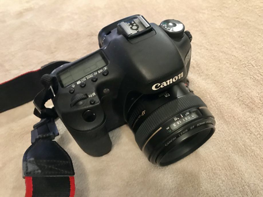 Canon fotoaparat EOS 7D skupaj z Canon Objektiv EF 50mm 1:1.4