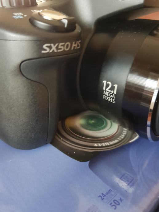 CANON SX50 HS FULL HD plus DIGITALNI FLASH in TORBICA