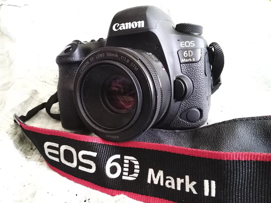 Canon 6D Mark II + 50mm 1.8 + spominske kartice + nahrbtnik + stativ