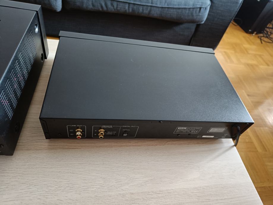 CD predvajalnik TEAC CD-P650