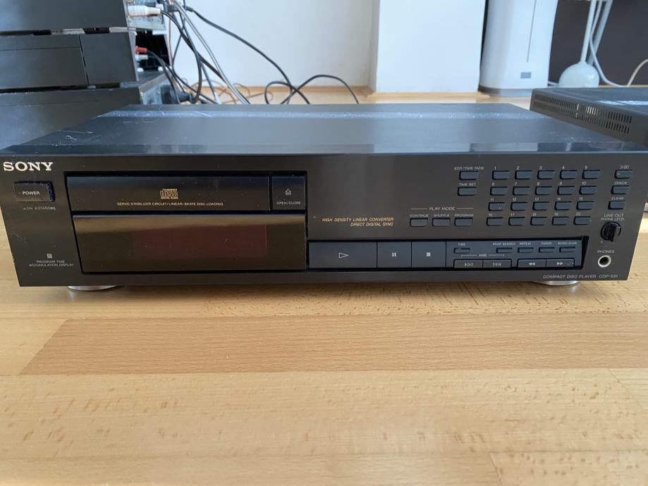 Sony compact disc player CDP-591