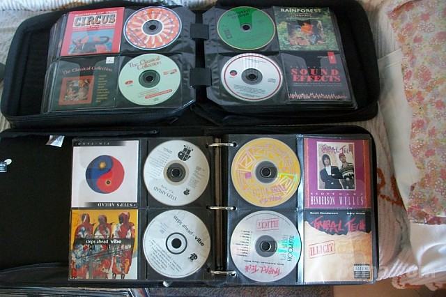 Original CDji brez ovitkov / original ovitki brez CDjev, 06.04.