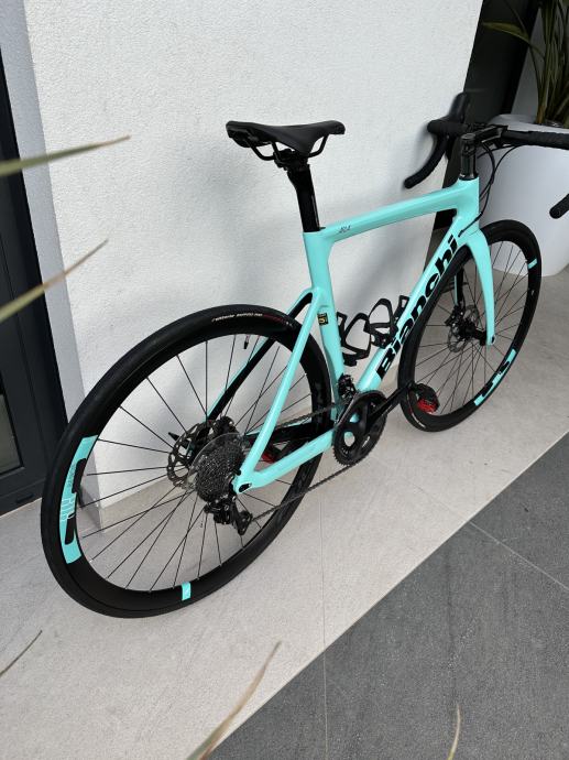 bianchi-aria-11sp-105-disc-