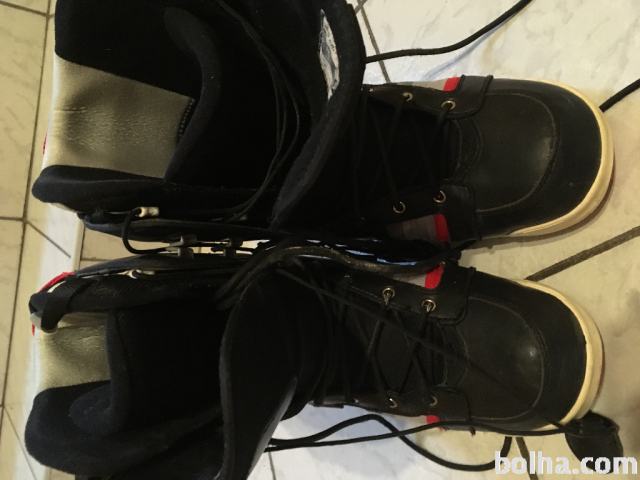 Čevlji za snowboard 44