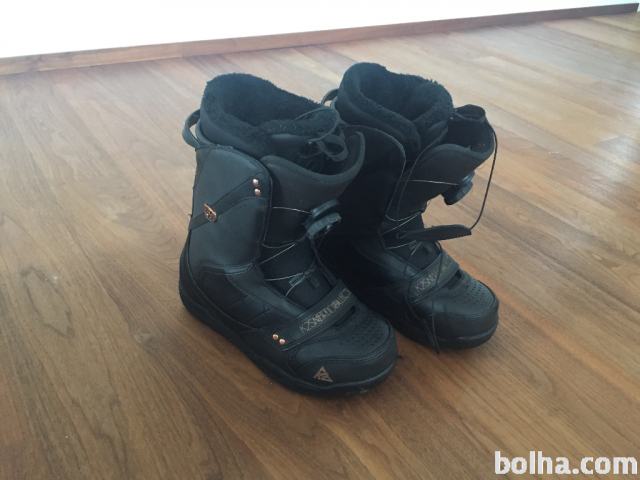 Čevlji za snowboard K2