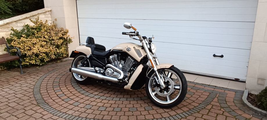 Harley Davidson V 1250 cm3, 2015 l.