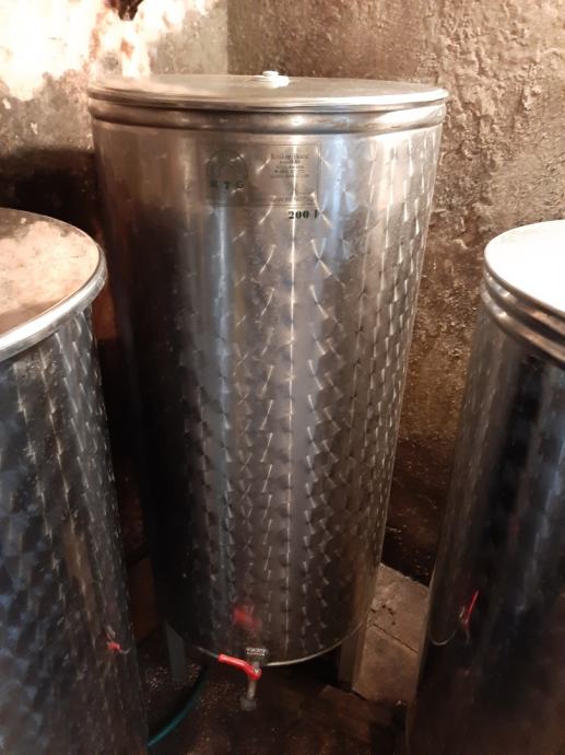 Inox vinogradniški sod 200 l