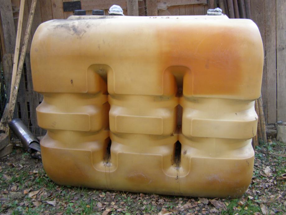 Cisterna za gorivo PVC 2000 l