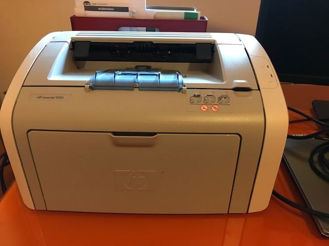 Tiskalnik HP LaserJet 1020