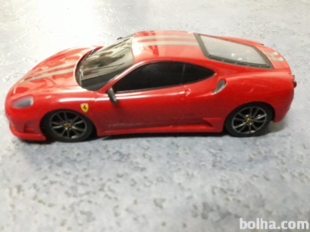 Ferrari na daljinsko