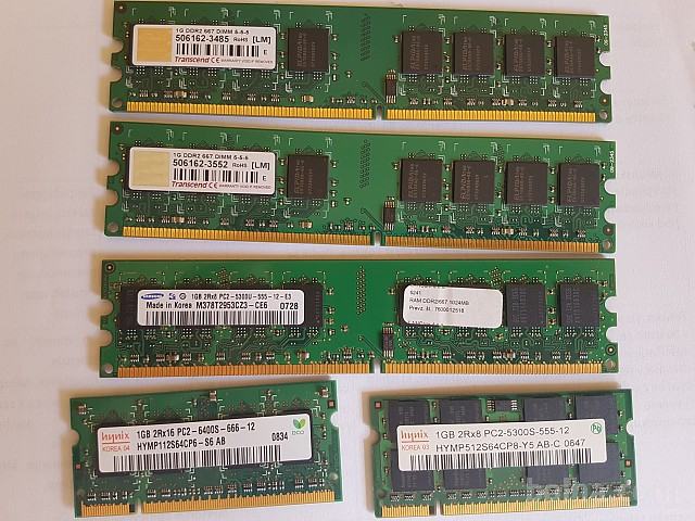 Pomnilnik RAM DDR2 2x1GB za prenosnik