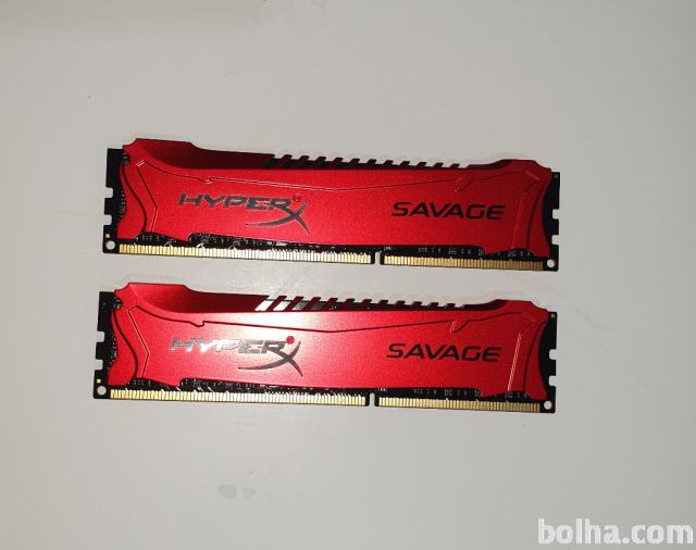 Barrette RAM DDR3 HyperX Savage Red 4 Go 1866 MHz CAS 9 - Occasion, Fonctionne Parfaitement
