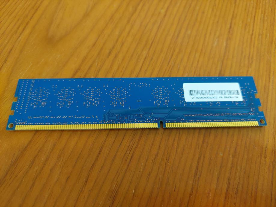 Barrette Mémoire Serveur 4 Go SK Hynix DDR3L-1600 PC3L-12800E ECC - Occasion Testée