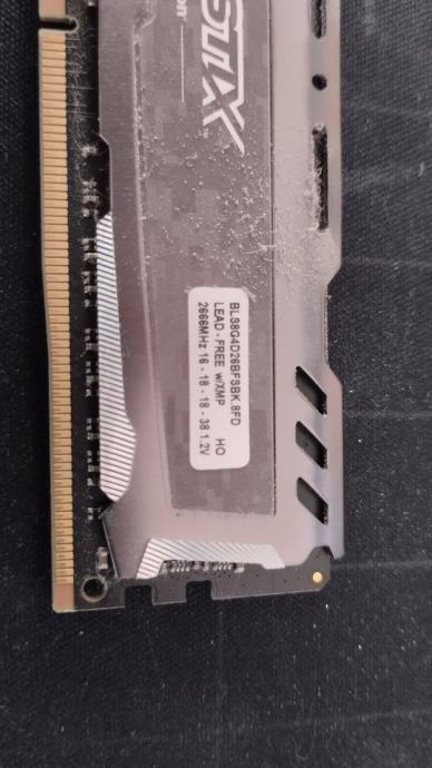 1x 2666Mhz 8Gb DDR4 -1x 3000Mhz 8Gb DDR4