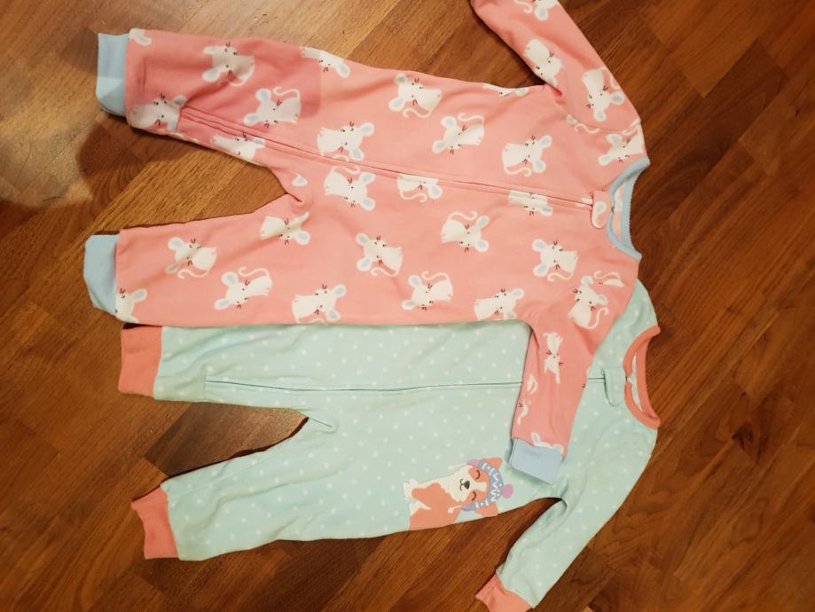 Pižami iz flisa Carters za 18 mesecev