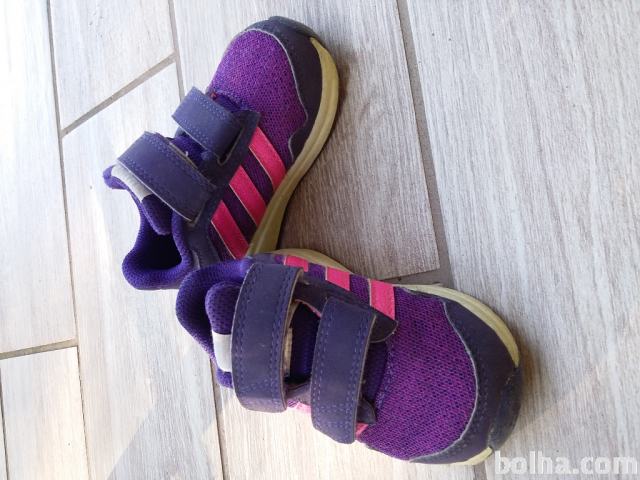 Adidas čevlji vijolični št. 20
