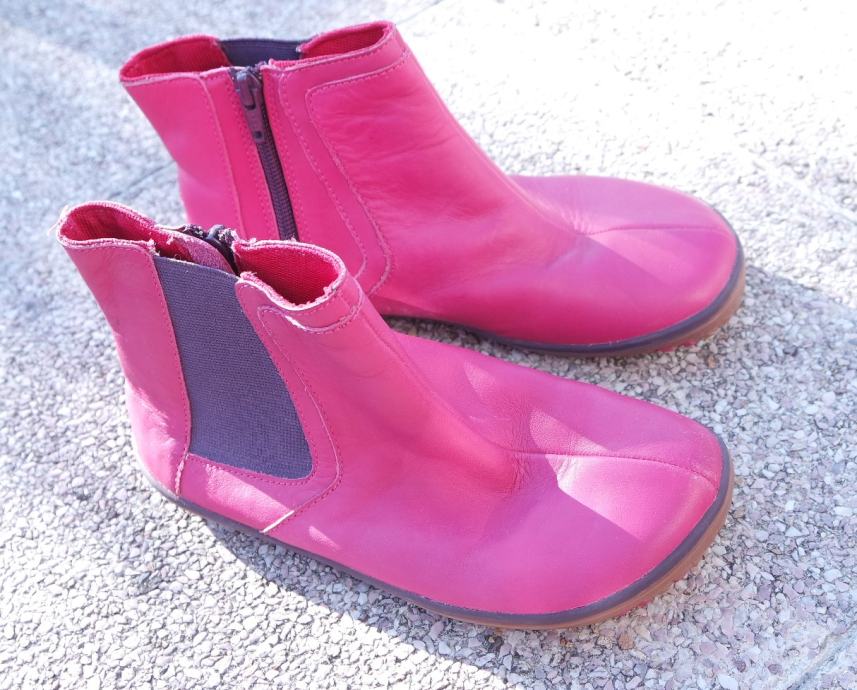 dekliški čevlji Vivobarefoot, št. 35