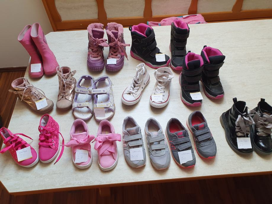 otroški čevlji za deklice št.od24 do 34