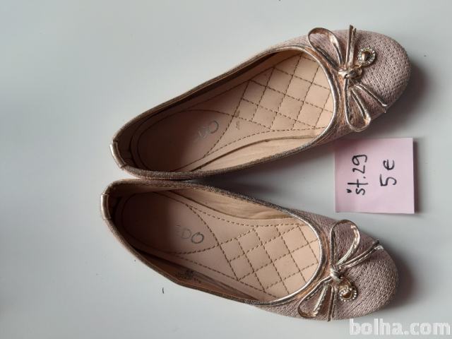 Otroški dekliški čevlji balerinke št 29