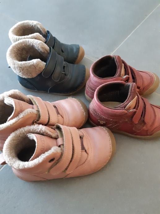 Topli volneni Froddo čevlji za 3 do 4 leta, št. 22, 23, 24 in 26