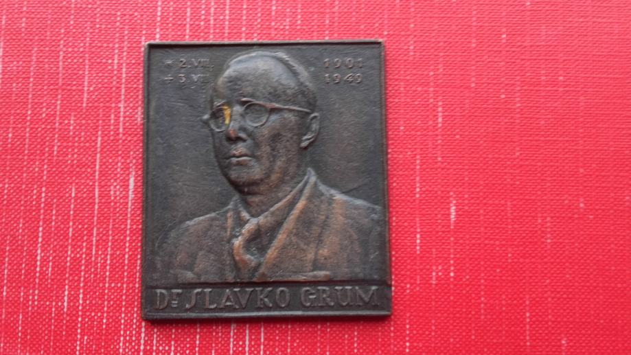 Dr.Slavko Grum,kovinska ploščica