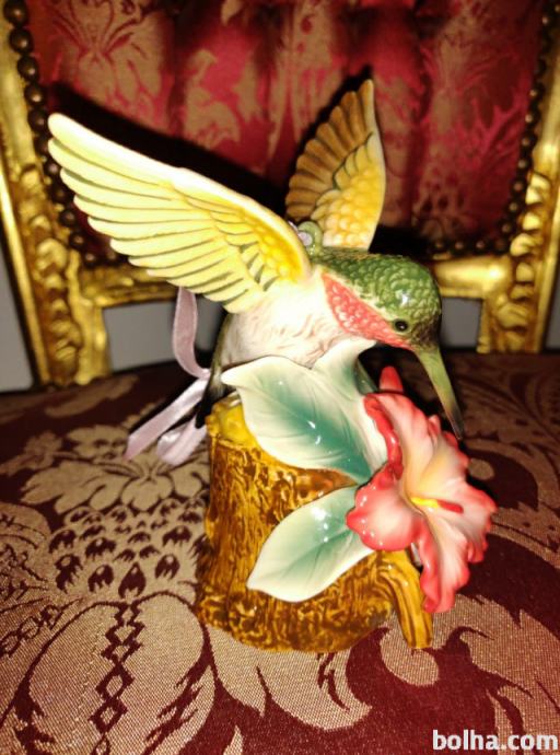Pojoči keramični ptič kolibri