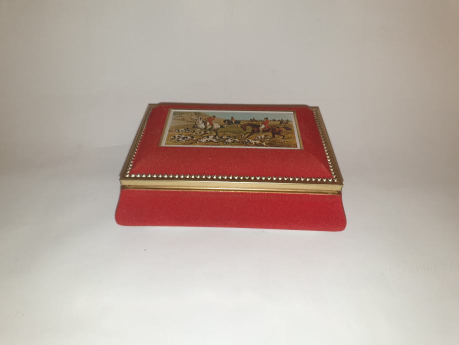 Škatla za nakit-rdeča