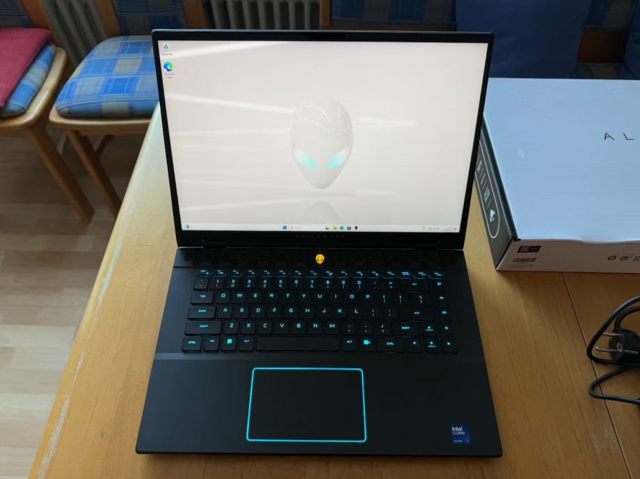 Dell Alienware M16 R2 (RTX4060 RAM 16 SSD 1TB QHD) 240Hz