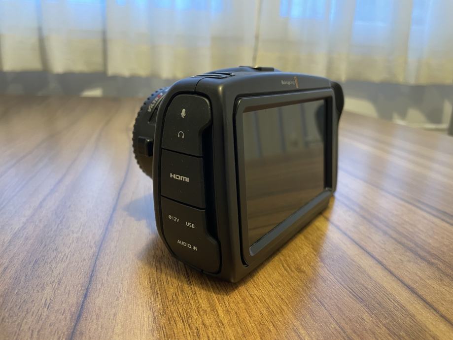 Blackmagic Pocket Cinema Camera 4K + Filmcity DSLR Shoulder Rig