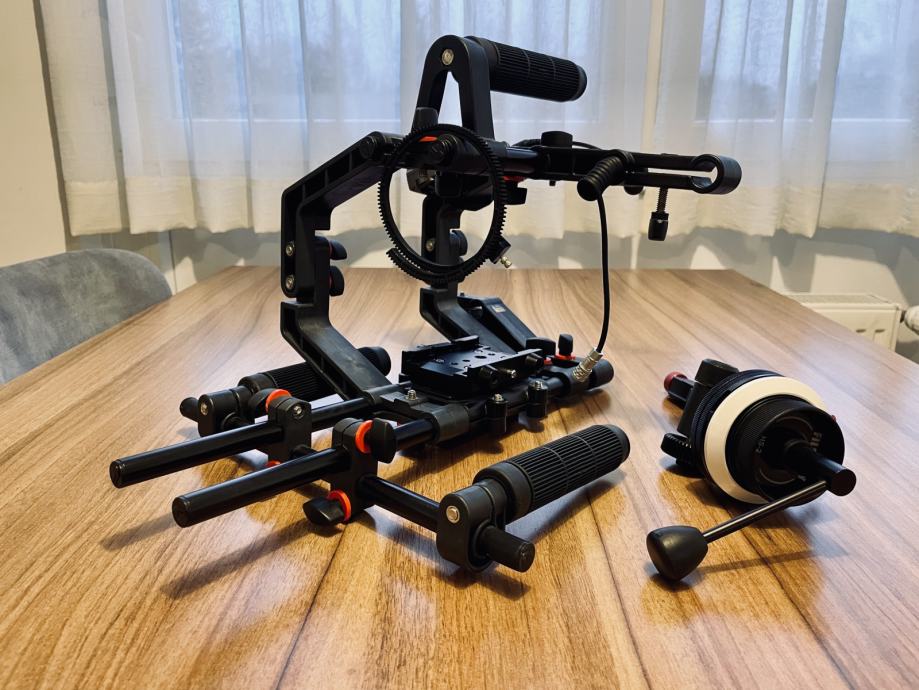 Blackmagic Pocket Cinema Camera 4K + Filmcity DSLR Shoulder Rig