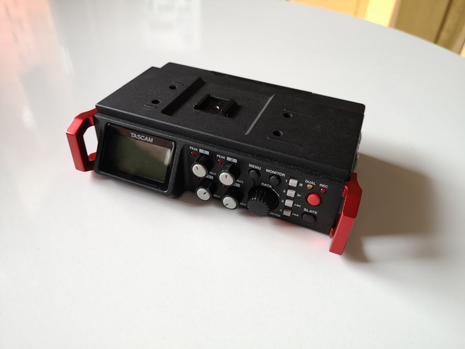 Tascam 701D avdio snemalnik