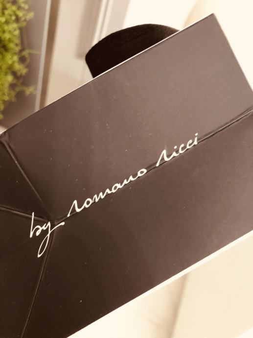 Ženski parfum Juliette has a gun Gentlewoman by Romano Ricci